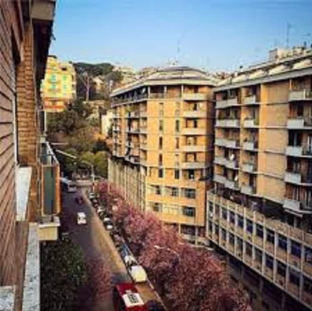 Boutique Trastevere 3* Roma